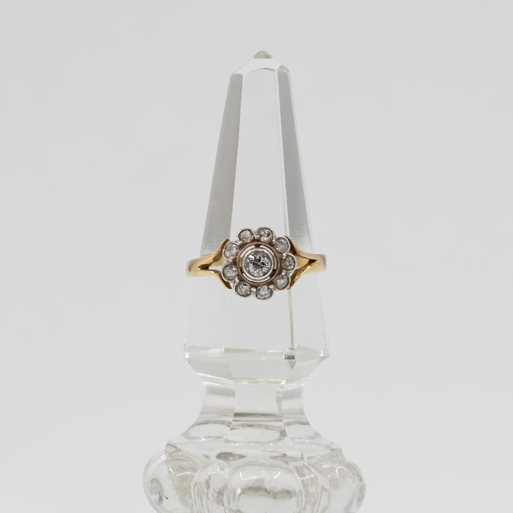 PIERŚCIONEK Z BRYLANTAMI